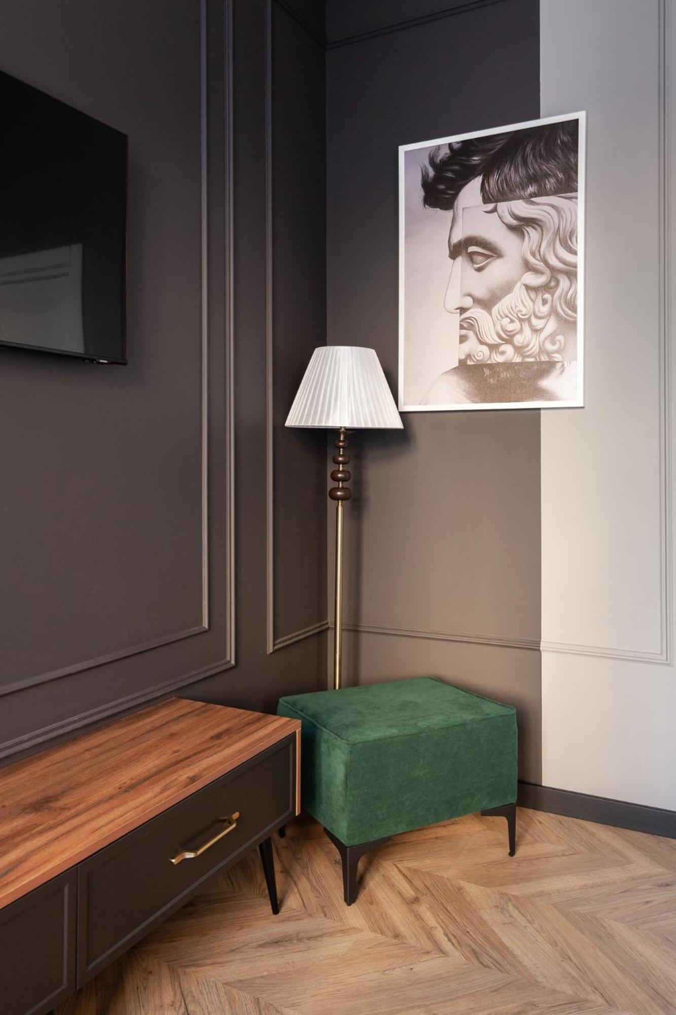 Appartamento Leogrand Vip On Svobody Avenue 43 Leopoli Esterno foto